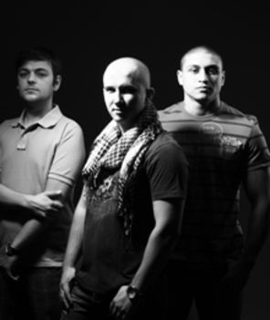 LLP & John Puzzle feat. Chriss-T au videoclip inspirat din cultura chineza