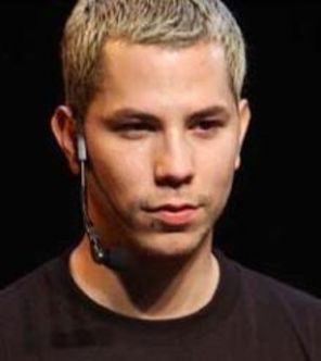 Christian Chavez vrea sa cante in portugheza