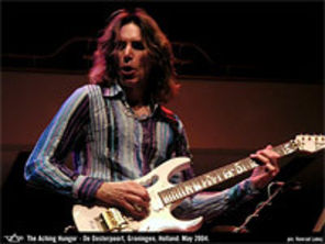 Steve Vai canta 20 de minute la Cerbul de Aur 2009