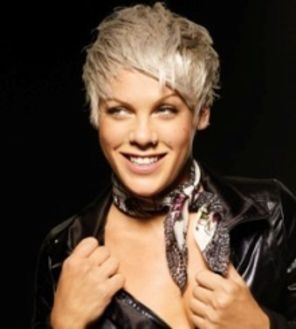 Pink, cel mai de succes artist din istoria Brisbane Entertainment Centre