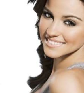Maite Perroni joaca teatru din nou