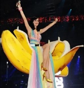Katy Perry prezinta MTV Europe Music Awards 2009