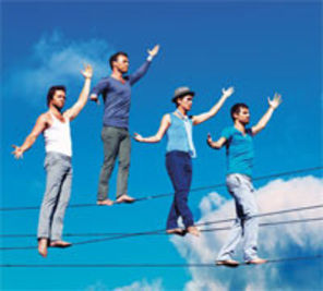 Take That ar putea canta pentru echipa Angliei la CM 2010