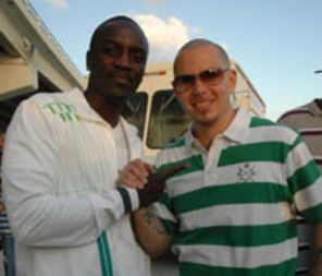 Shut It Down, Pitbull vs Akon - cine crezi ca invinge?