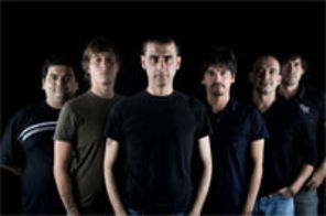 Colinde Neri Per Caso - So this is Christmas (audio)