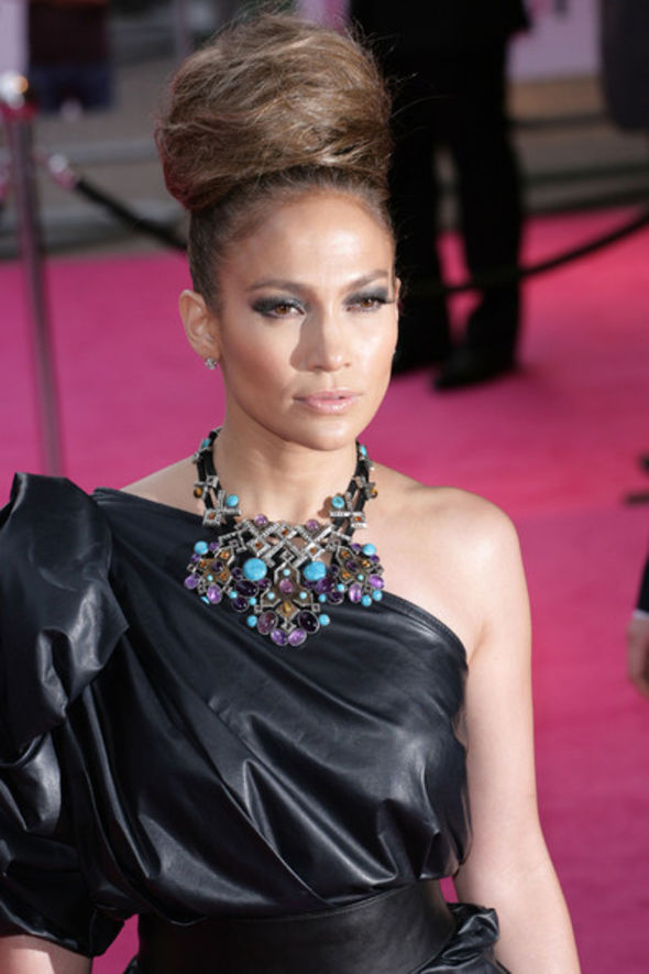 Jennifer Lopez Gemstone Statement Necklace Bijuterii