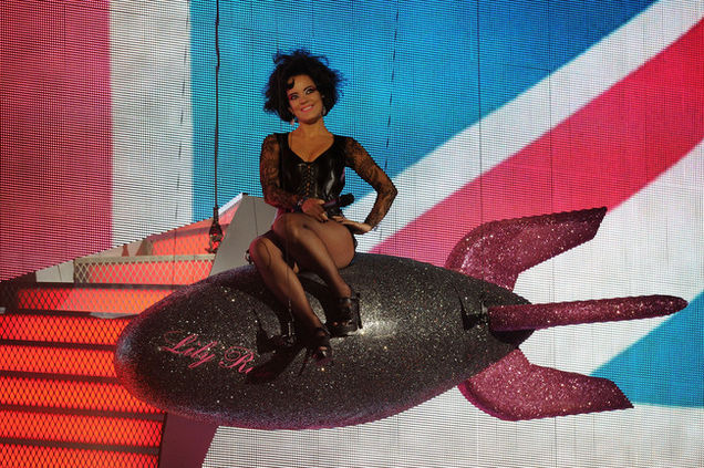 Lily Allen Brit Awards 2010