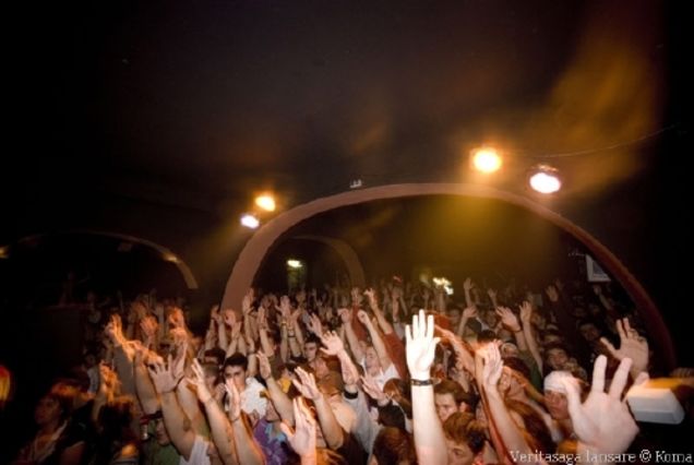 concert lansare veritasaga @ suburbia