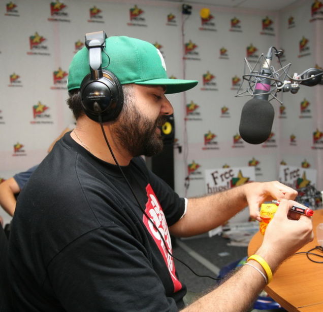 Grasu XXL la Pro FM