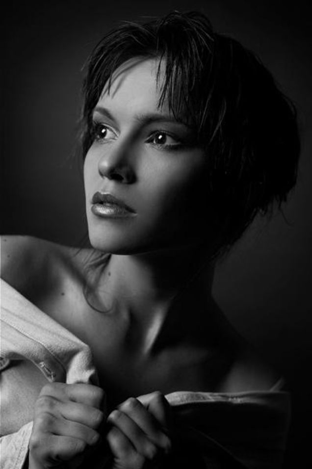 Olia Tira