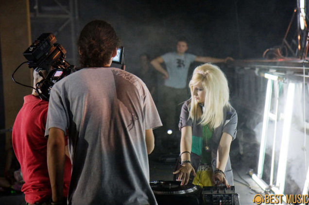 Blaxy Girls - Filmari clip Nu suporti, e vina mea
