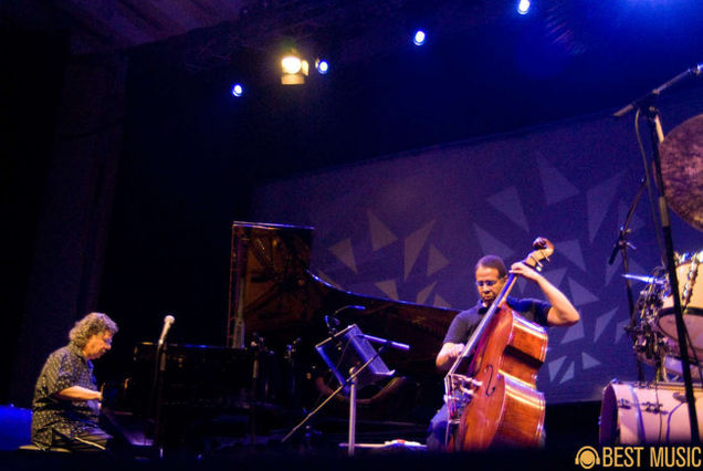 Chick Corea, Lenny White si Stanley Clarke