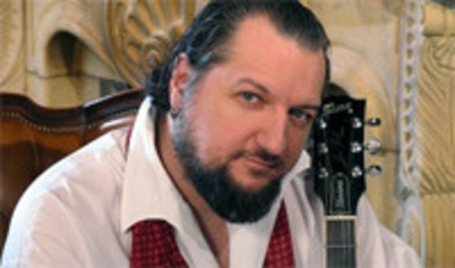 AG Weinberger pune la cale Budapest - Bucharest Guitar Summit la Palatul Ghica