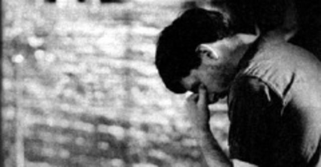 David Bowie, Iggy Pop, Roxy Music si Sex Pistols - tribut Ian Curtis (Joy Division)