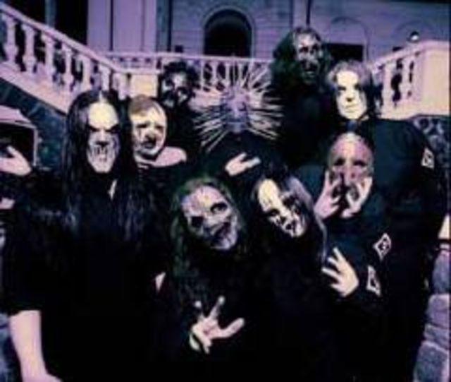 Frontman-ul Slipknot lanseaza album solo