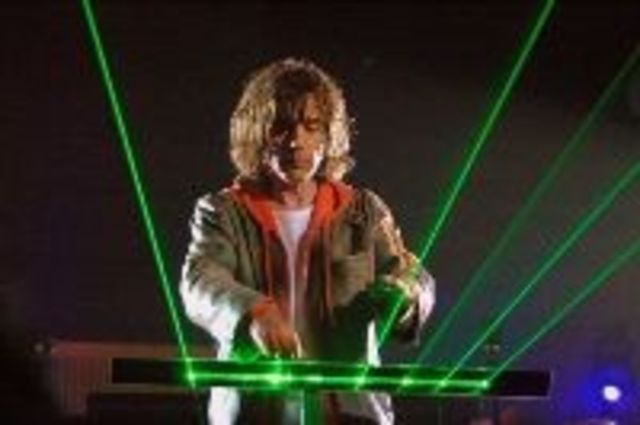 Locuri limitate la Jean Michel Jarre!