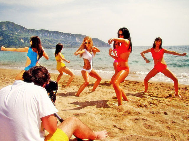 Andreea Balan filmari clip Trippin