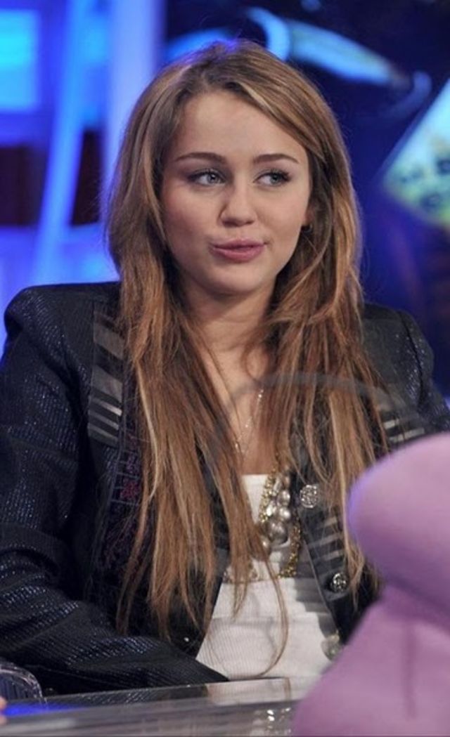 Poze noi cu Miley Cyrus