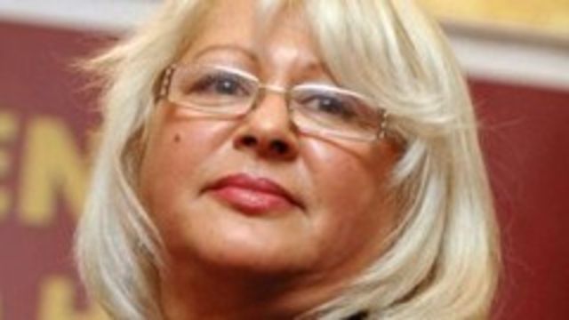 Mirabela Dauer, batuta cu salbaticie de fostul sot (video)
