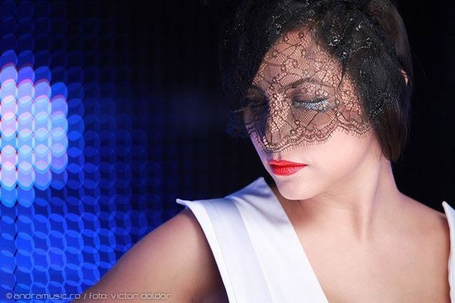 Andra Something New poze filmari clip