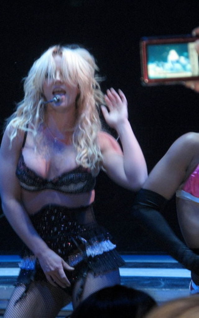 Britney Spears, poze de la primul concert din turneul Circus