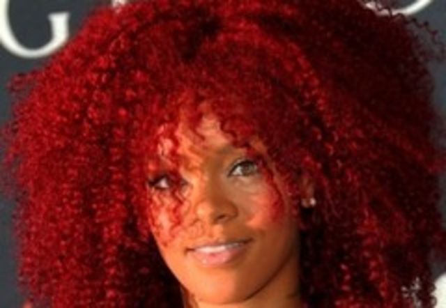 Top 40 tunsori a la Rihanna. Care iti place cel mai mult?