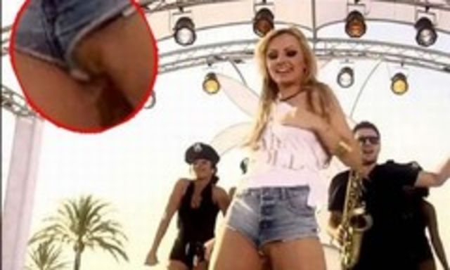 Alexandra Stan, din nou cu pasarica la vedere (video)