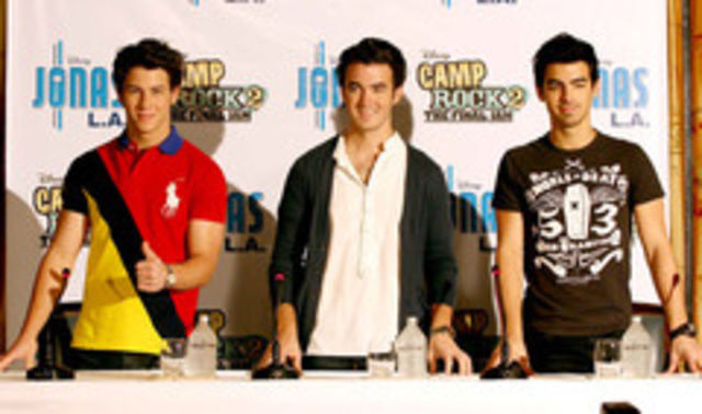 Noul album Jonas Brothers apare la sfarsitul lui 2012