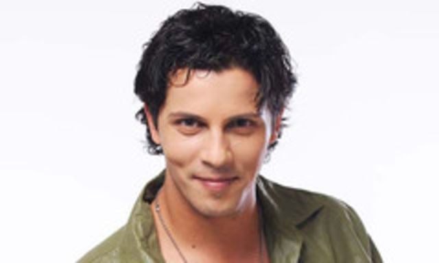 Lucian Viziru: Cei din TVR isi bat joc de noi, pe banii nostri!