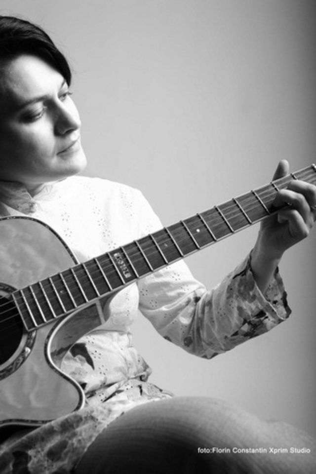 Alina Manole pictures