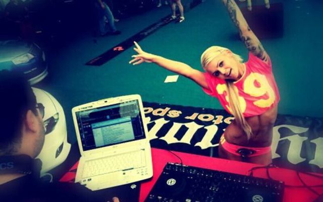 FLY DJs a mixat pentru 10000 de oameni