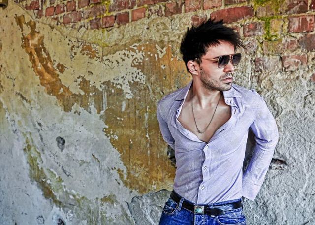 Dony sexy