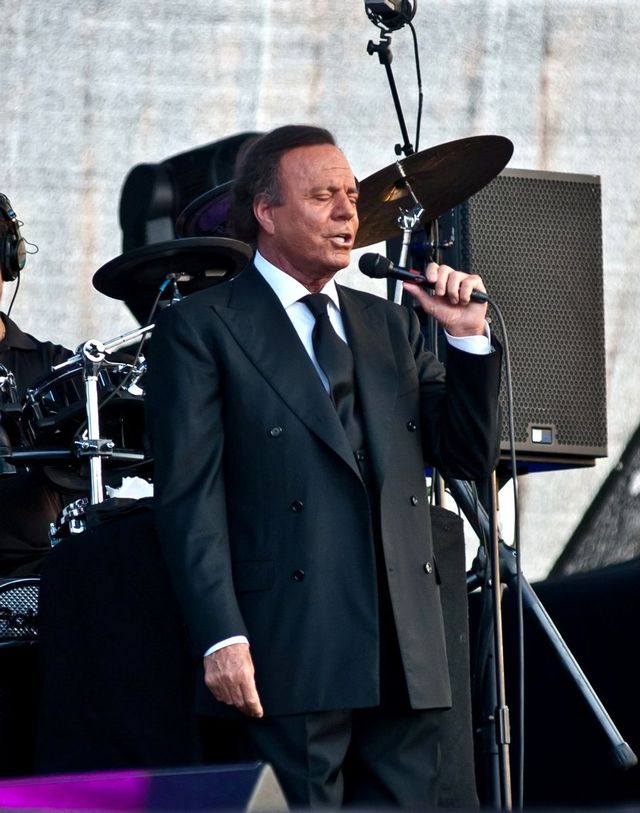 Julio Iglesias