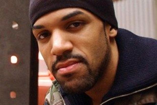 Craig David a sustinut un concert-surpriza la o nunta a unor fani (video)