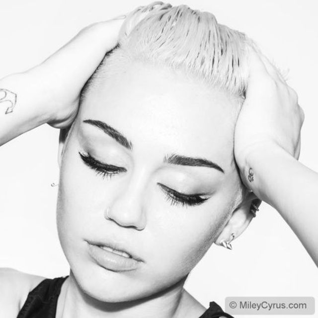 Miley Cyrus - sexy 2012