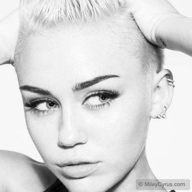 Miley Cyrus - sexy 2012