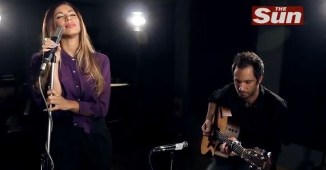 Leona Lewis a facut un cover dupa Alex Clare - "Too Close" (video)