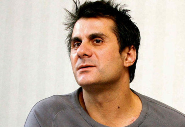 Marian Ionescu (directia 5) implineste 50 de ani. Hai sa-l vezi live la Hard Rock Cafe pe 15 noiembrie!