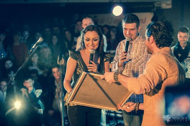 Andra la Europa FM