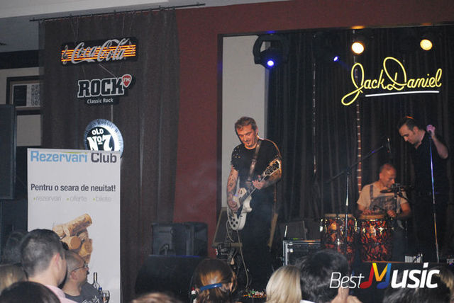 Poze Directia 5 in Hard Rock Cafe