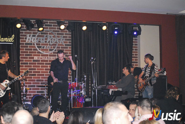 Poze Directia 5 in Hard Rock Cafe