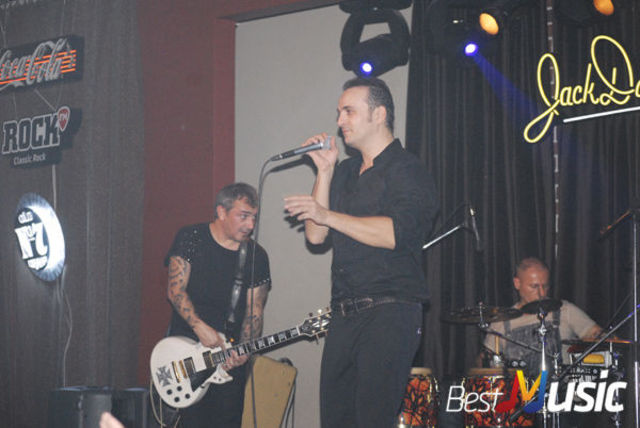 Poze Directia 5 in Hard Rock Cafe