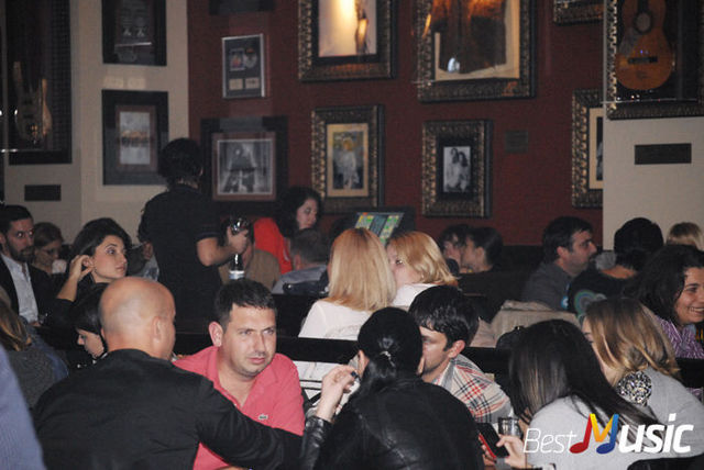 Poze public Directia 5 in Hard Rock Cafe