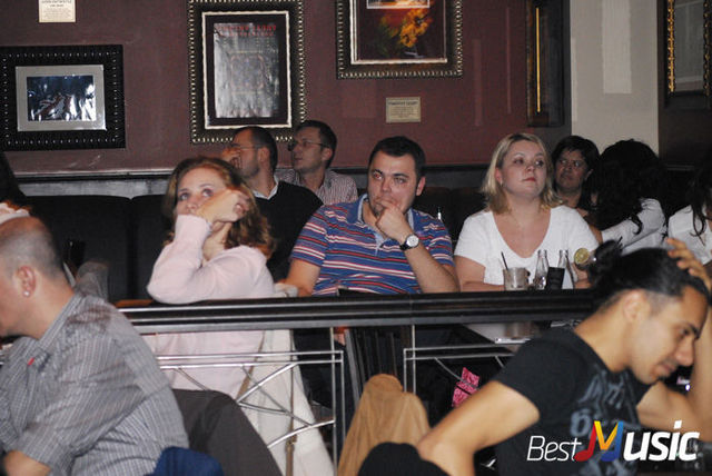 Poze Public Concert Smiley in Hard Rock Cafe