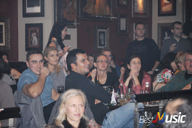 Poze Public Concert Smiley in Hard Rock Cafe