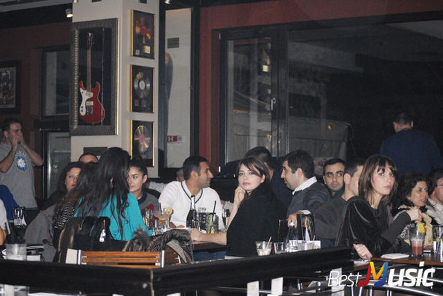 Poze Public Concert Smiley in Hard Rock Cafe