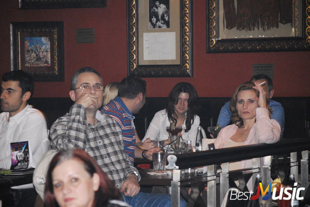 Poze Public Concert Smiley in Hard Rock Cafe