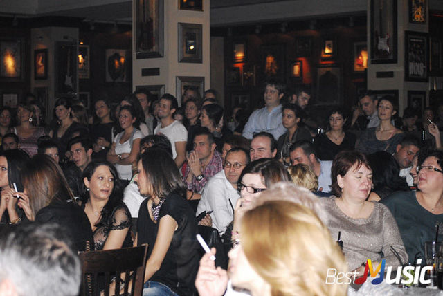 Poze Public Concert Smiley in Hard Rock Cafe