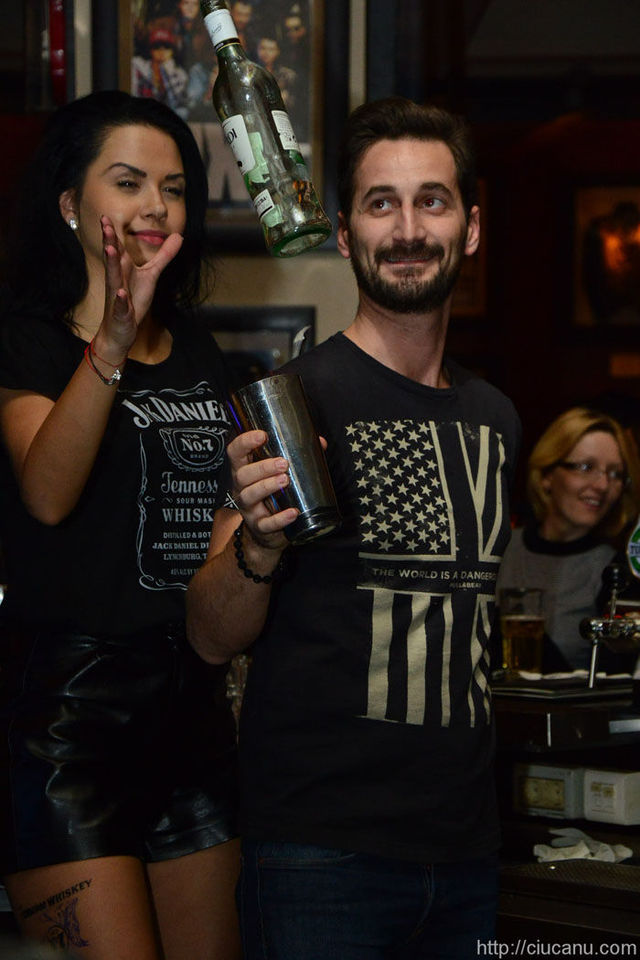 Poze Public Concert Smiley in Hard Rock Cafe