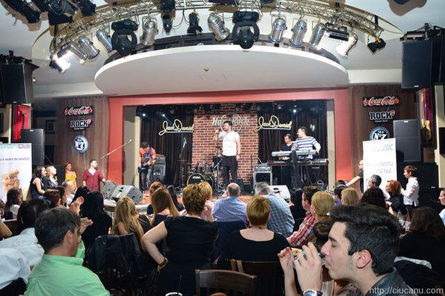 Poze Public Concert Smiley in Hard Rock Cafe